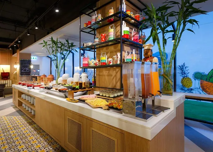 Tinidee Trendy Khaosan