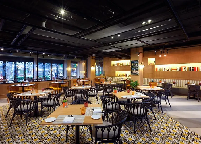 Tinidee Trendy Khaosan 4*