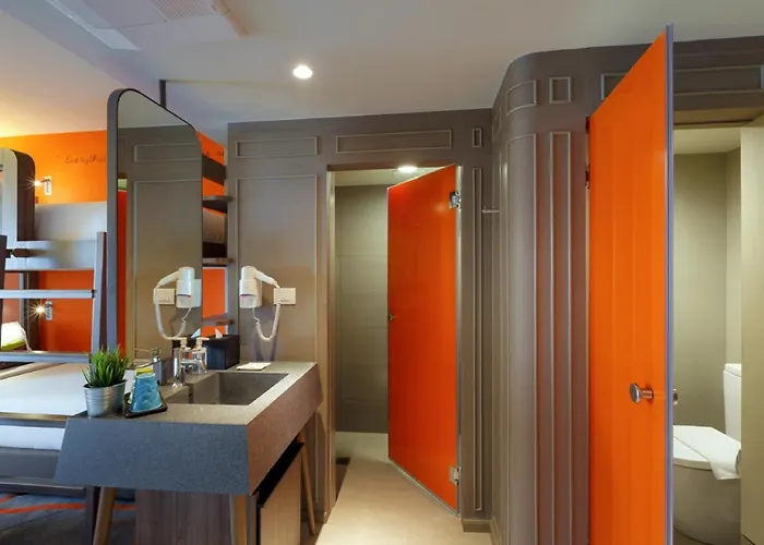 Tinidee Trendy Khaosan Hotel 4*
