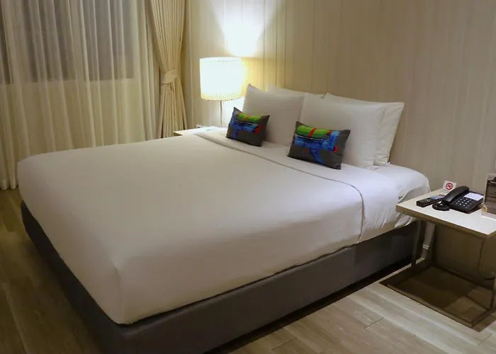 Tinidee Trendy Khaosan 4*