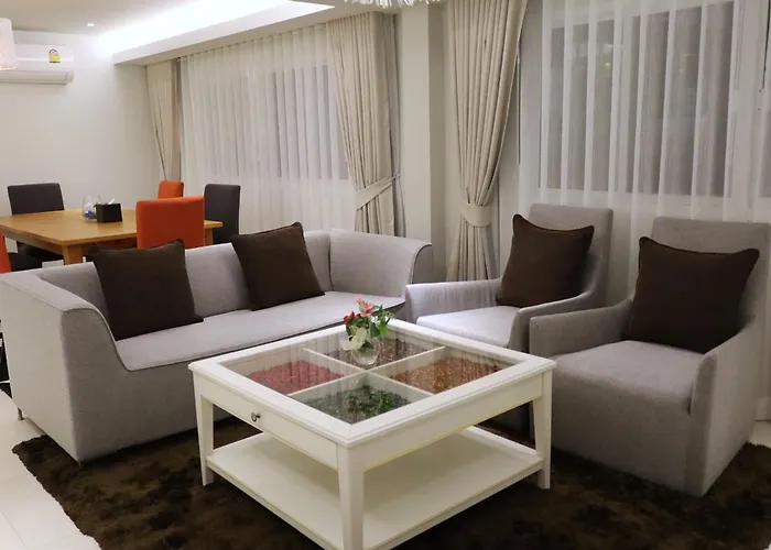 Tinidee Trendy Khaosan
