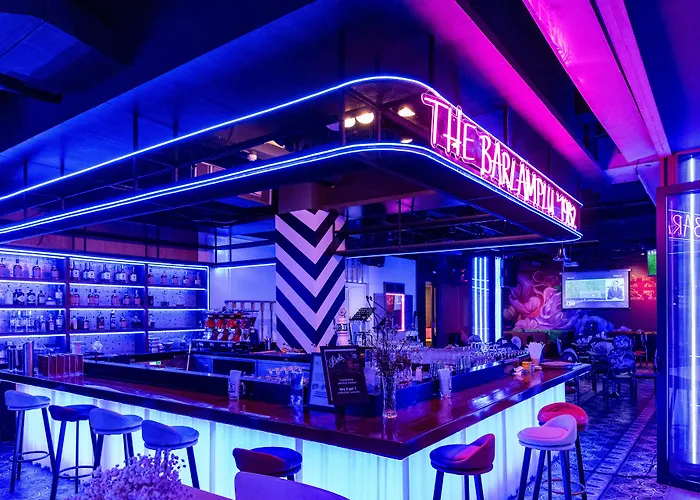 Tinidee Trendy Khaosan 4*