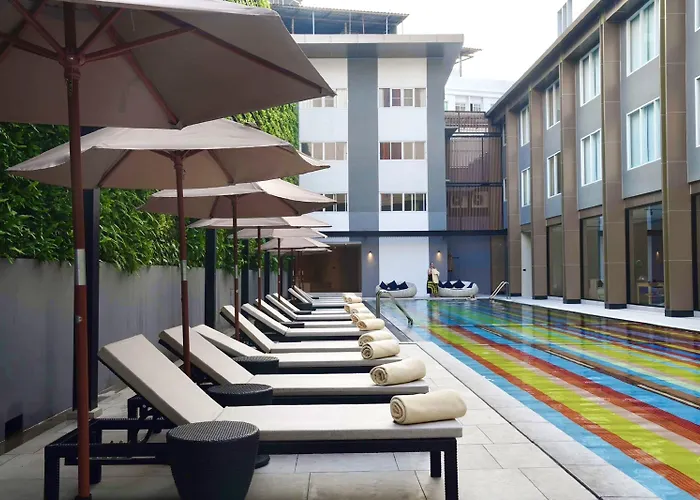 Tinidee Trendy Khaosan 4*