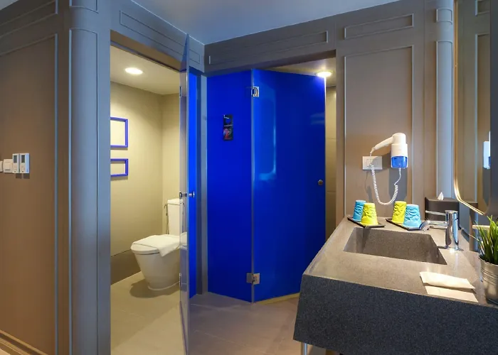 Tinidee Trendy Khaosan 4*